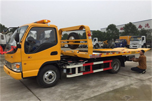 开平哪里有拖车服务